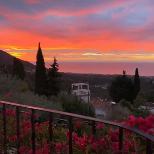 https://villa-panorama-mijas-pueblo.es-andalucia.com